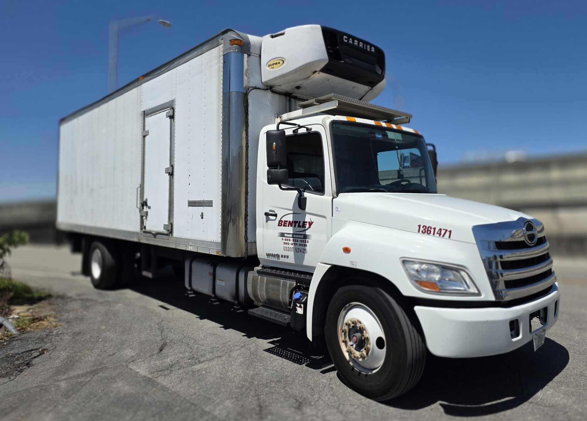 2013 HINO 338 in Miami, FL