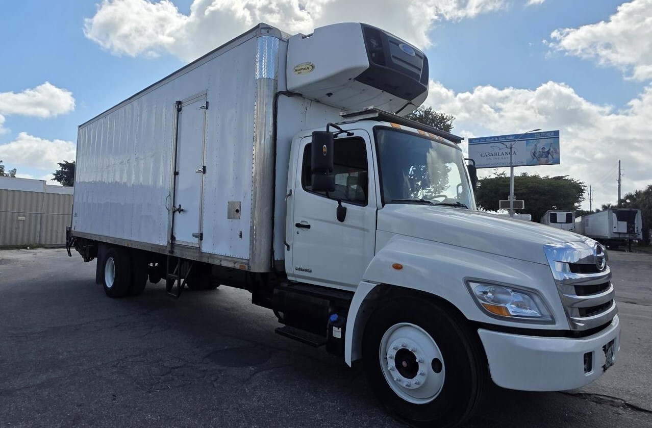 2019 HINO 338 in Philadelphia, PA