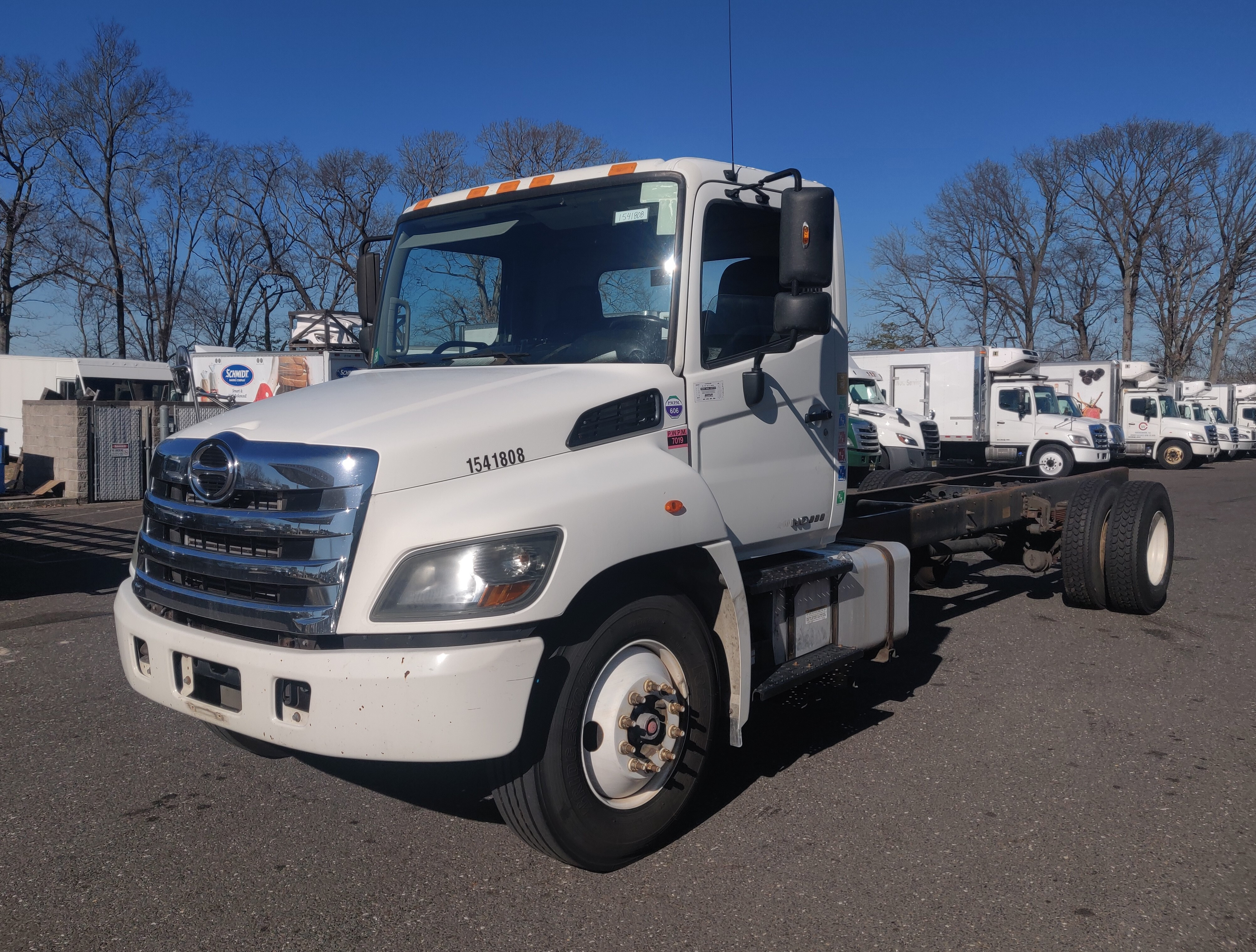 2015 HINO 338 in Luzerne, PA