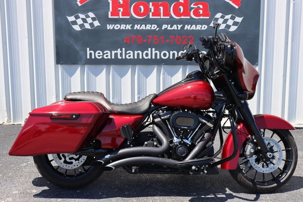2018 Harley-Davidson® Street Glide® Special SPECIAL in Springdale, AR