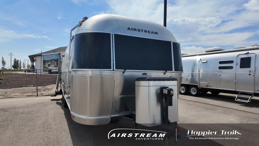 2014 Airstream Flying Cloud 27FBQ in caldwell ID