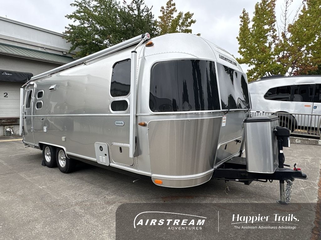 2021 Airstream Globetrotter 25FBT in milton WA