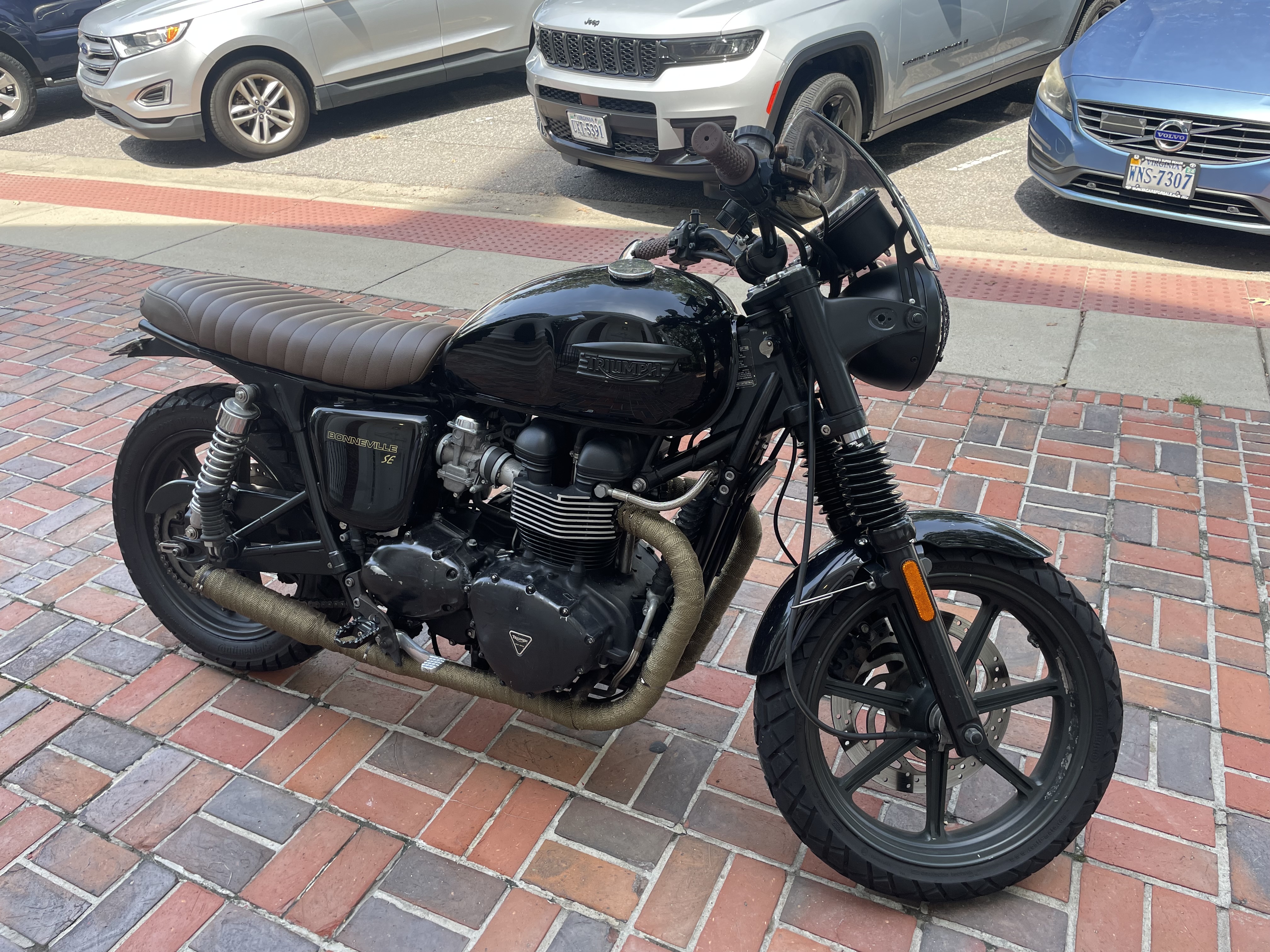 2009 Triumph BONNEVILLE T100 BLACK BLACK in Virginia Beach, VA