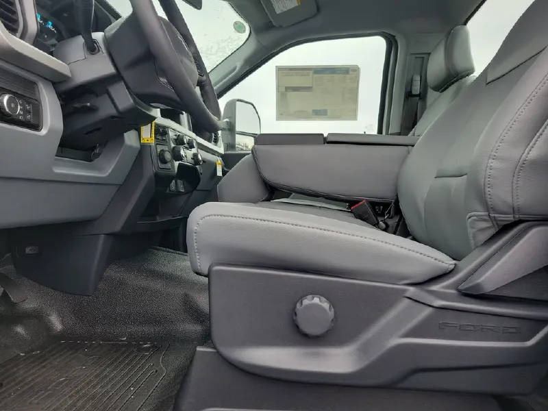 2026 FORD F550