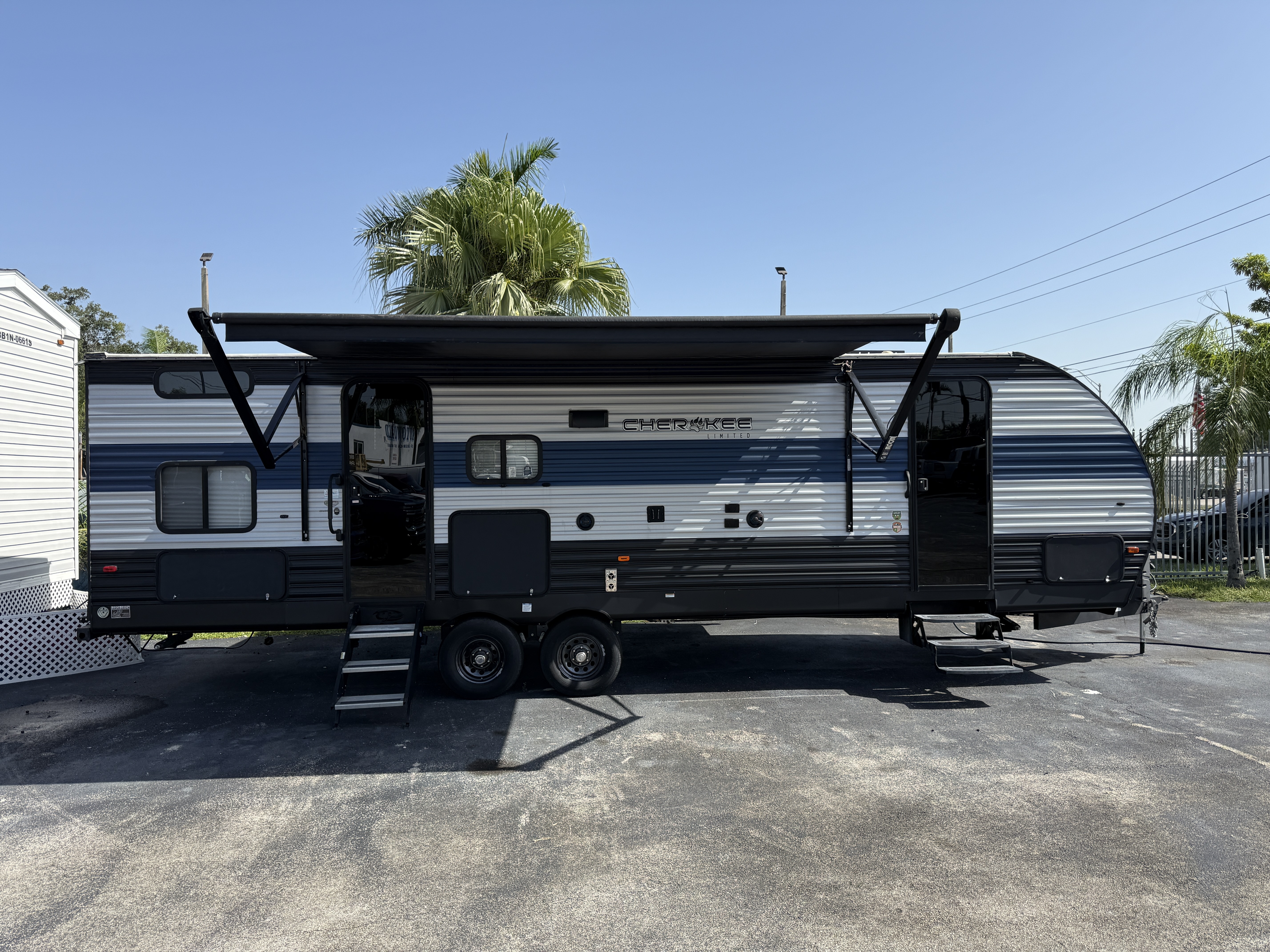 2021 Forest River CHEROKEE 264DBH RV