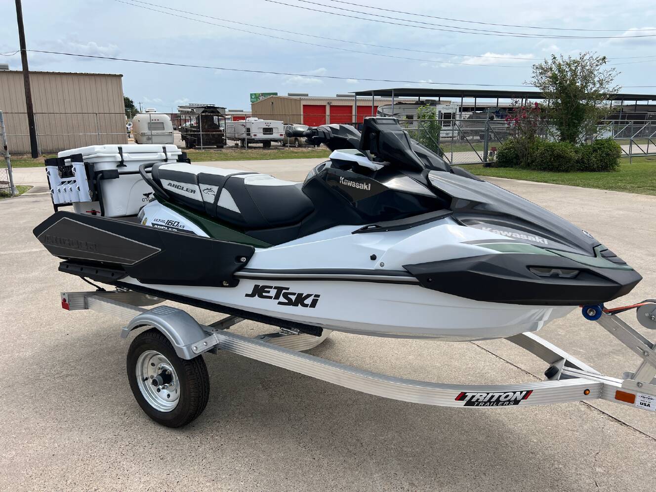 A photo of this 2025 Kawasaki Jet Ski® Ultra® 160LX-S Angler
