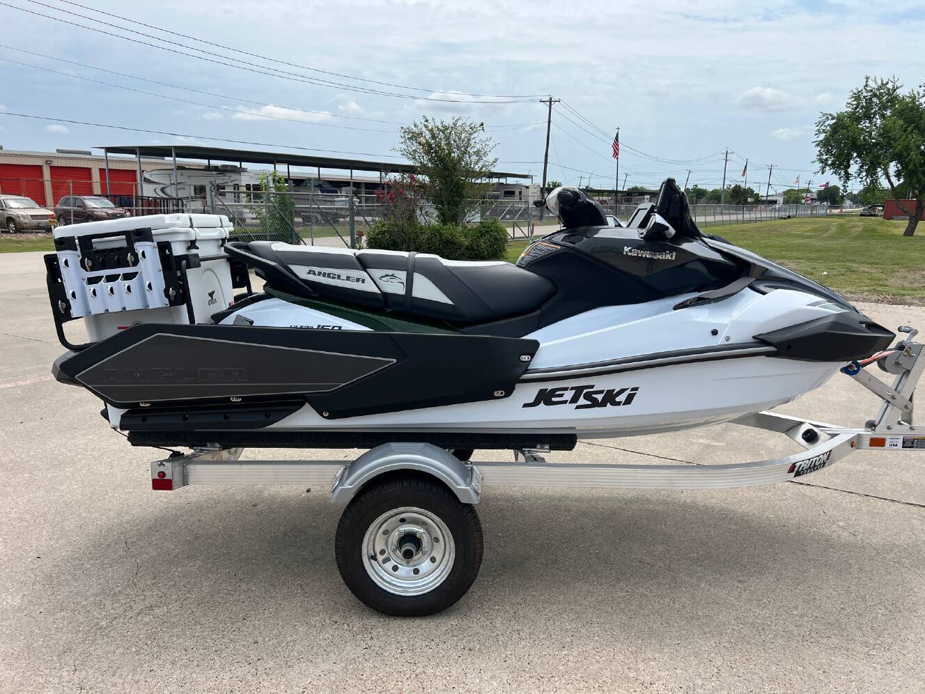 A photo of this 2025 Kawasaki Jet Ski® Ultra® 160LX-S Angler