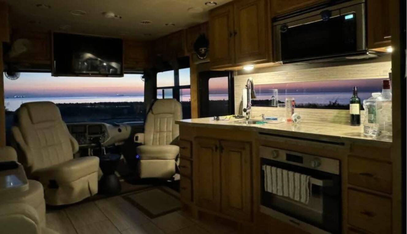 A photo of this 2019 Tiffin Motorhomes ALLEGRO OPEN ROAD 32 SA