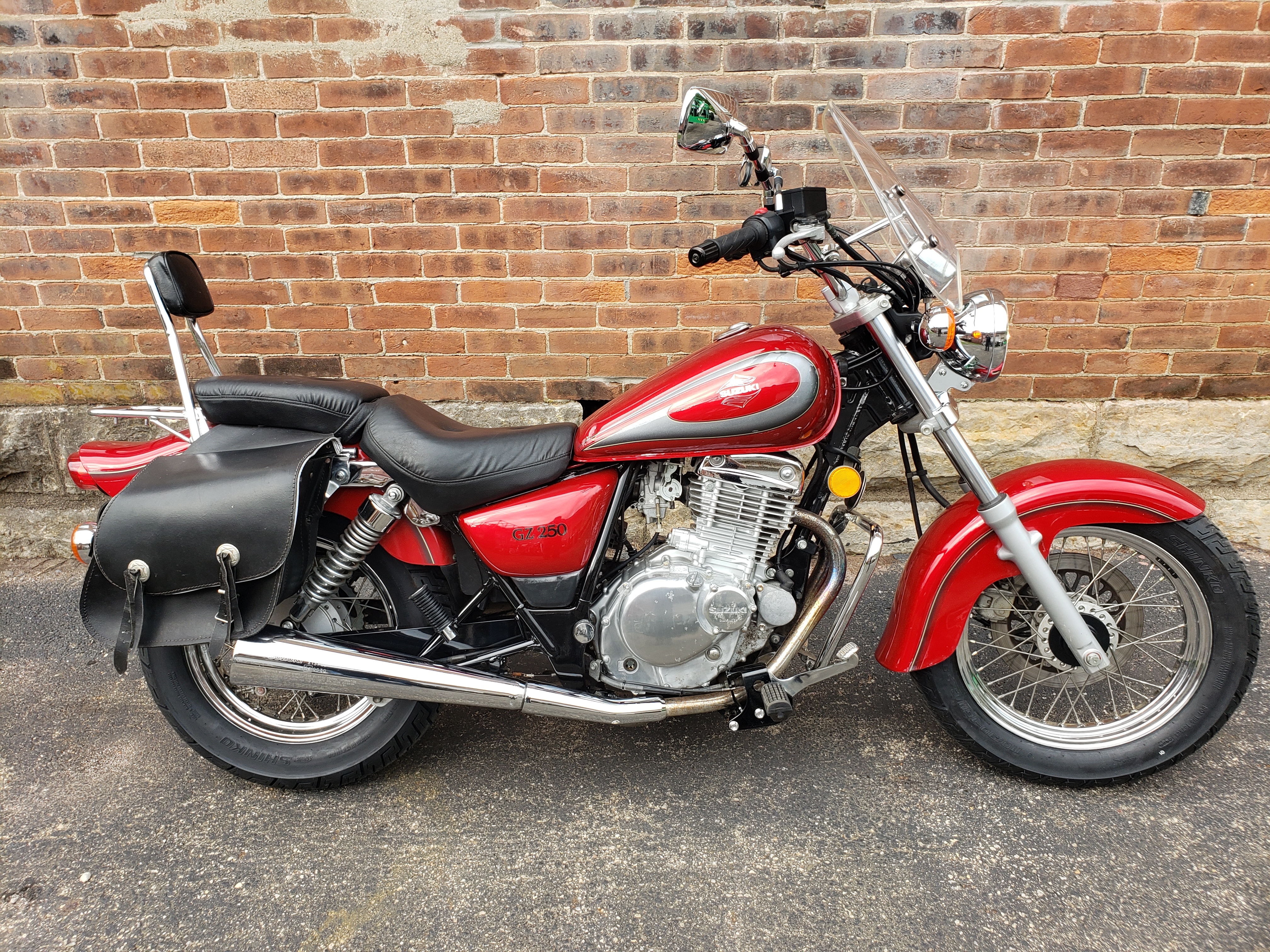 2000 Suzuki GZ 250 250 in Xenia, OH