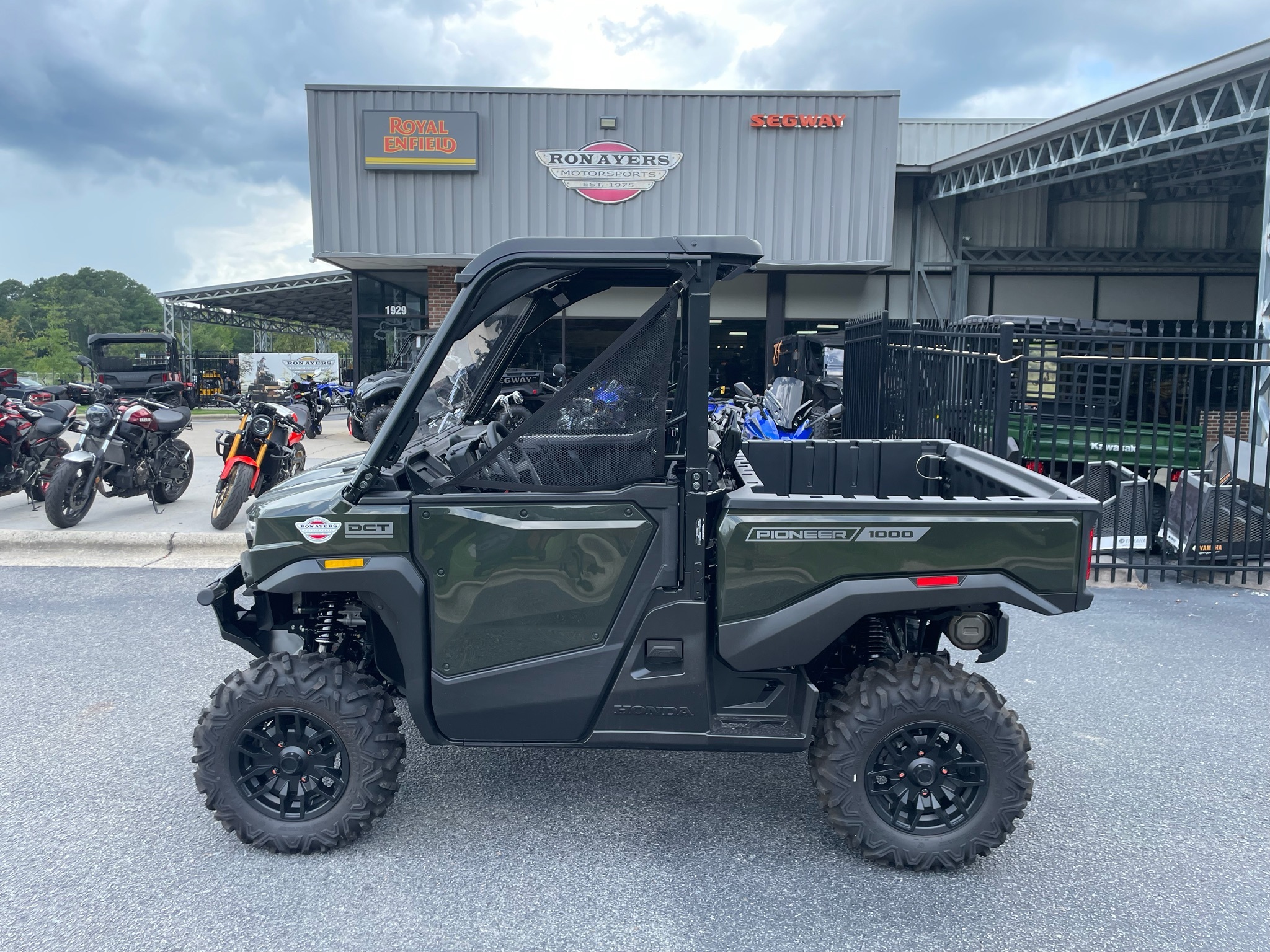 2026 Honda Pioneer 1000 Deluxe in greenville NC