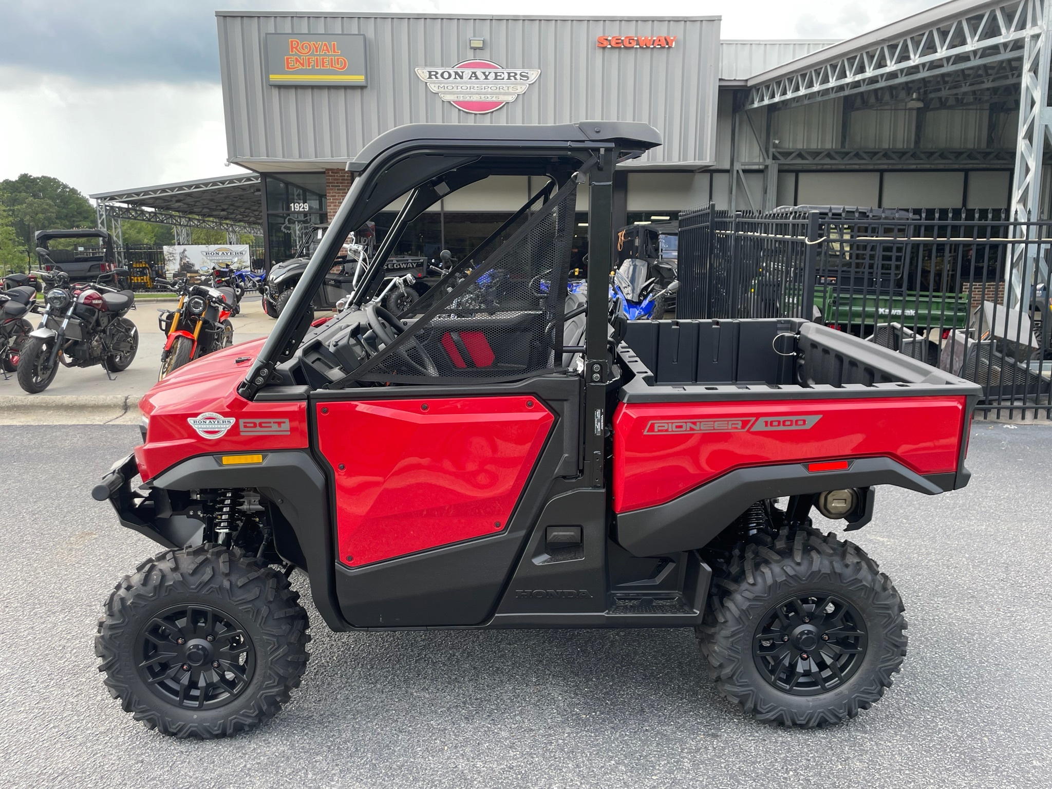 2026 Honda Pioneer 1000 Deluxe in greenville NC
