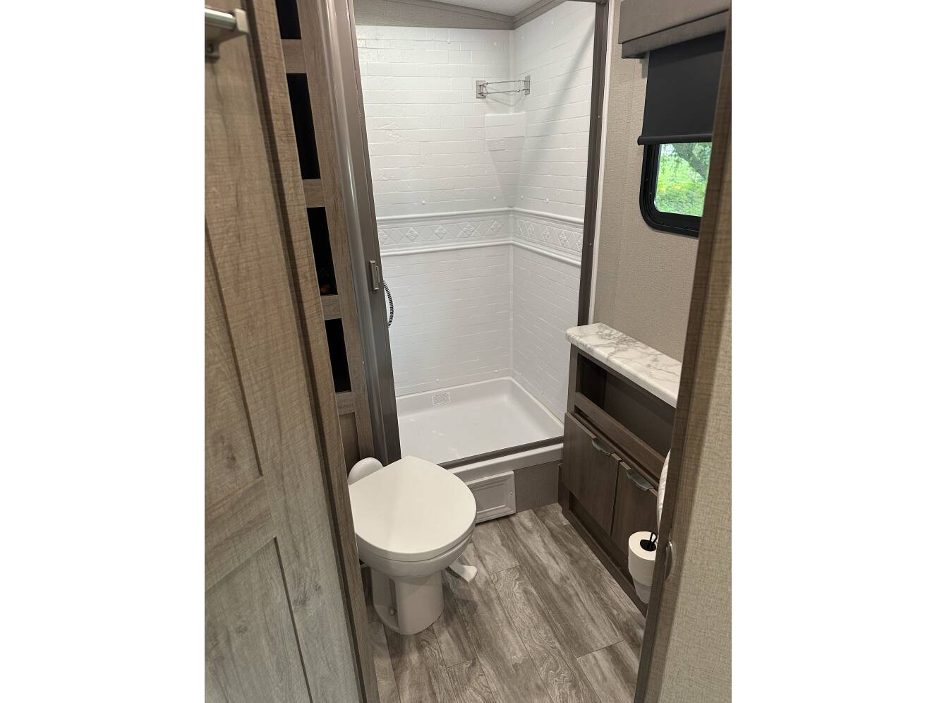 A photo of this 2021 Grand Design IMAGINE 2800BH