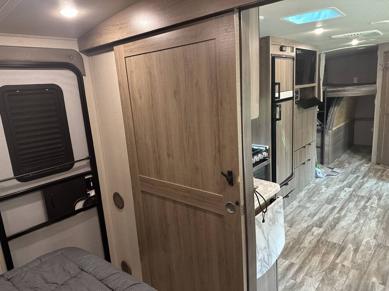 A photo of this 2021 Grand Design IMAGINE 2800BH