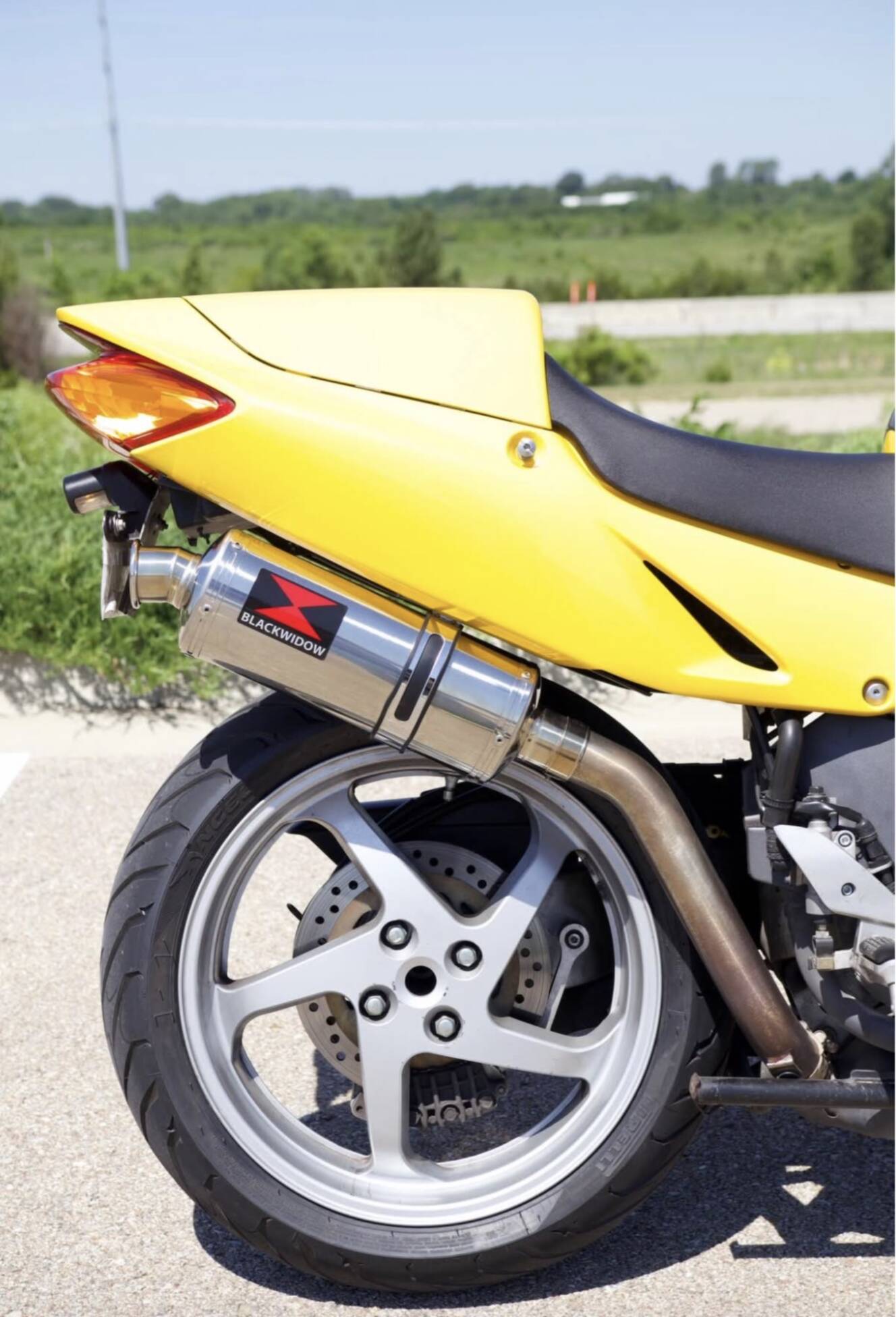 A photo of this 2000 Honda VFR 800