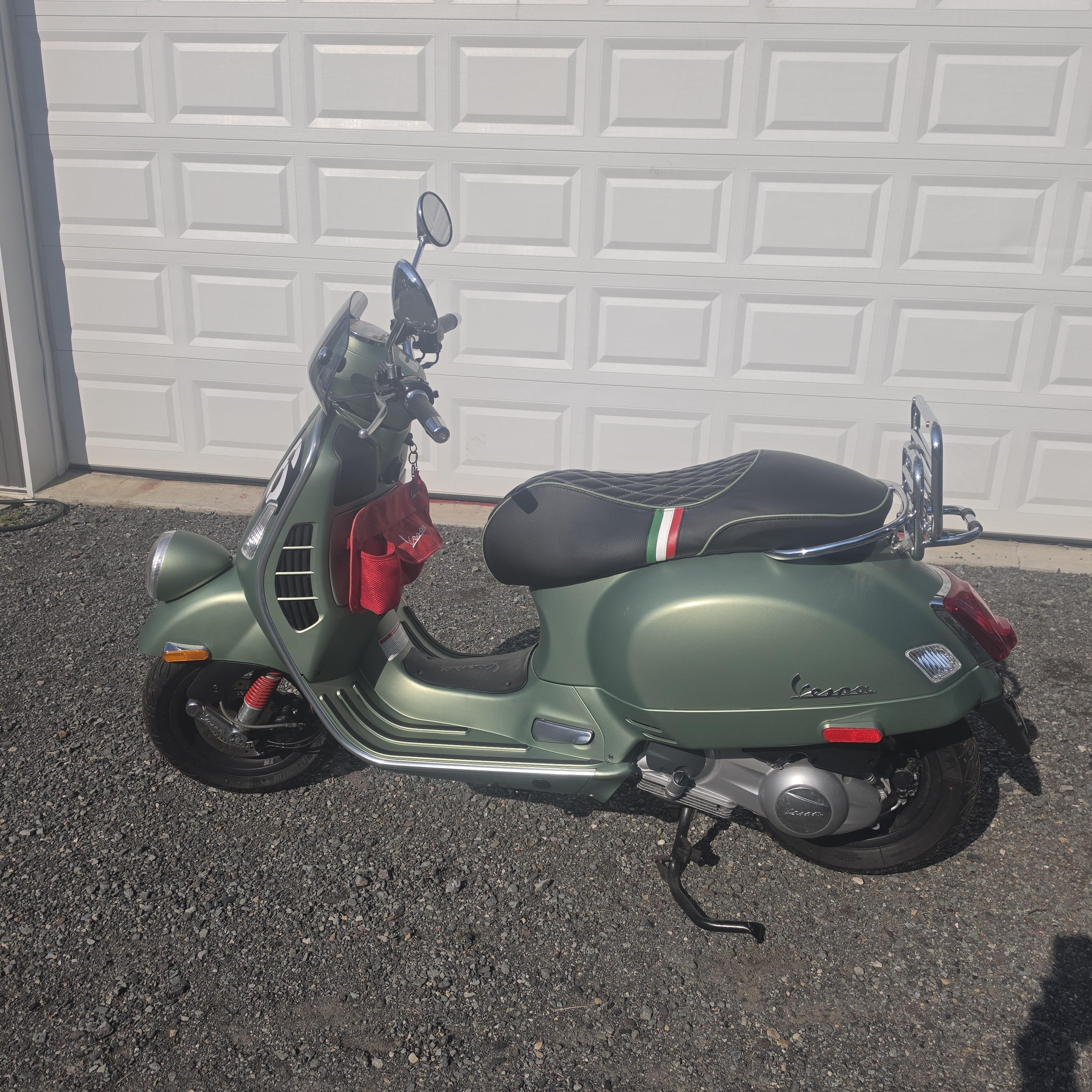 2018 Vespa GTV SEI GIORNI 300 Classic / Vintage motorcycle