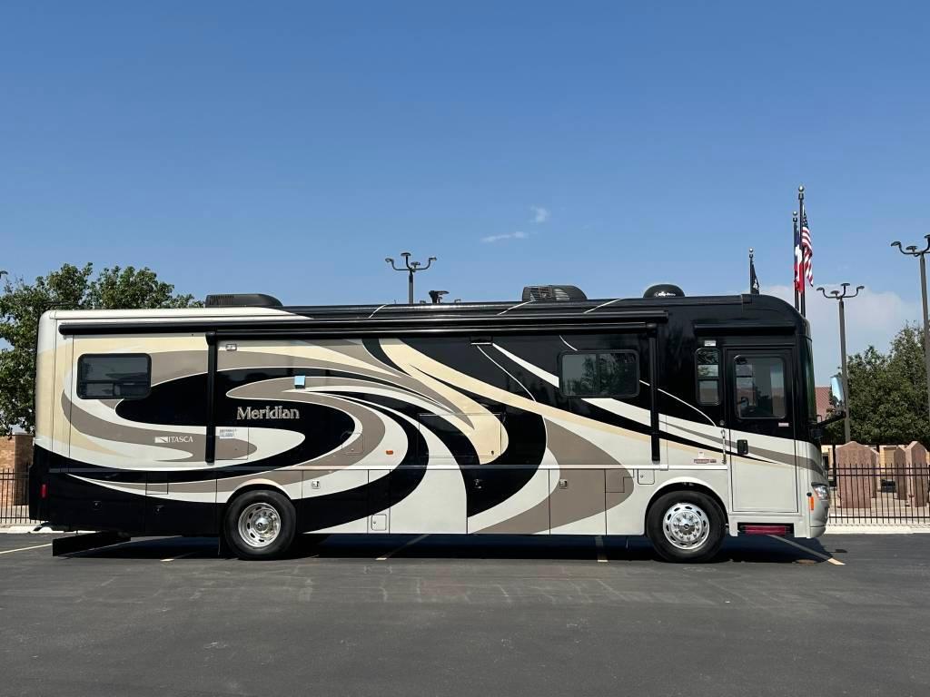 2012 Itasca MERIDIAN 36M RV