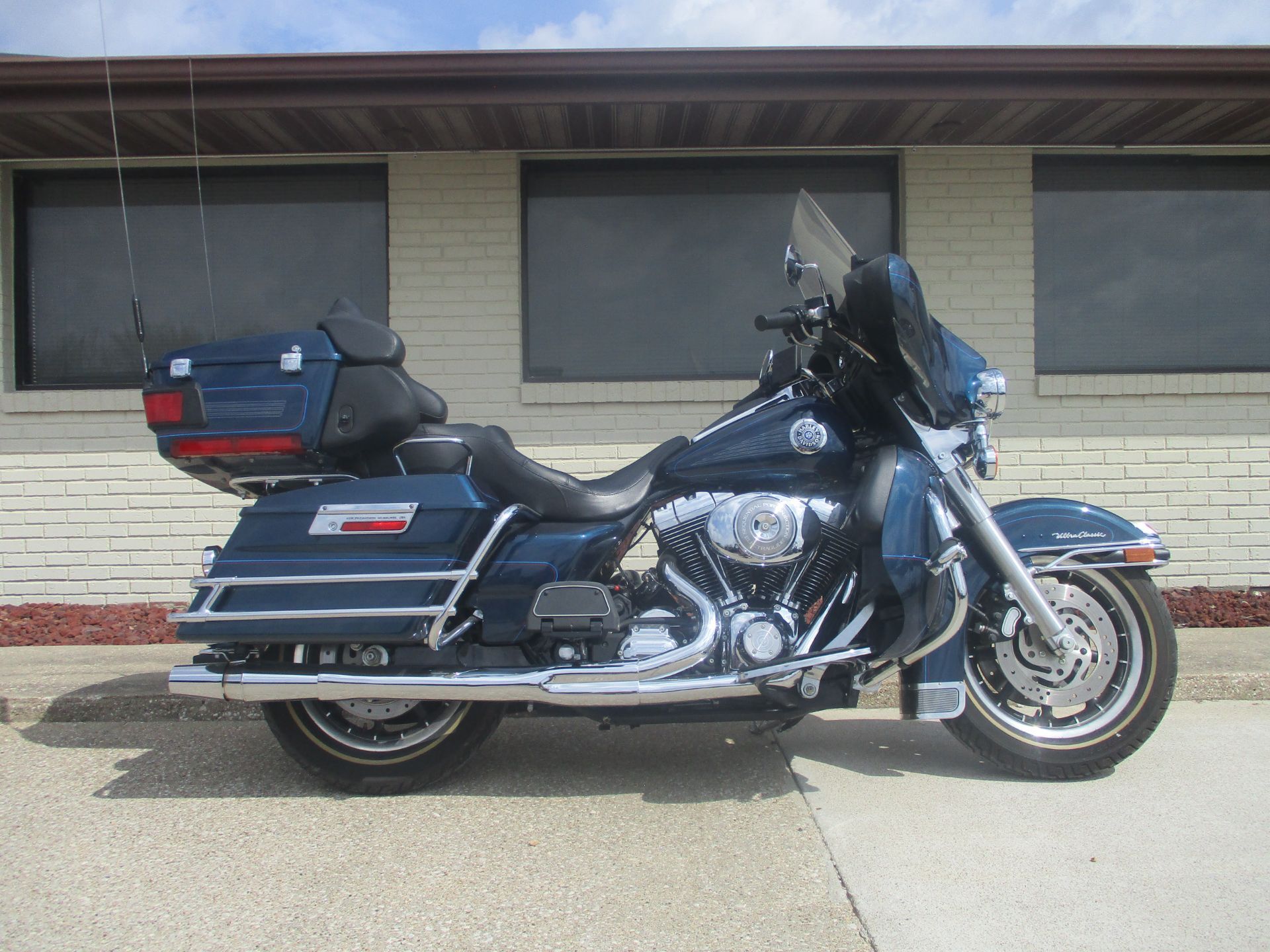 2004 Harley-Davidson FLHTCUI Ultra Classic® Electra Glide® ULTRA CLASSIC FLHTCU in Winterset, IA