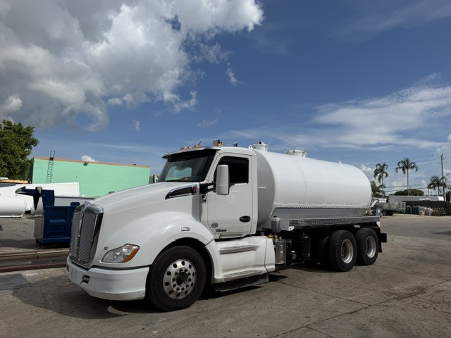 2020 KENWORTH T680 in Forest Park, GA