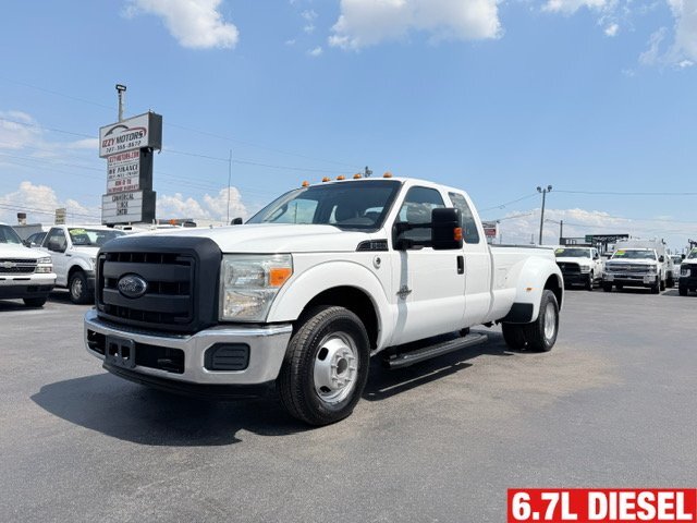 2015 FORD F350 in Saint Petersburg, FL