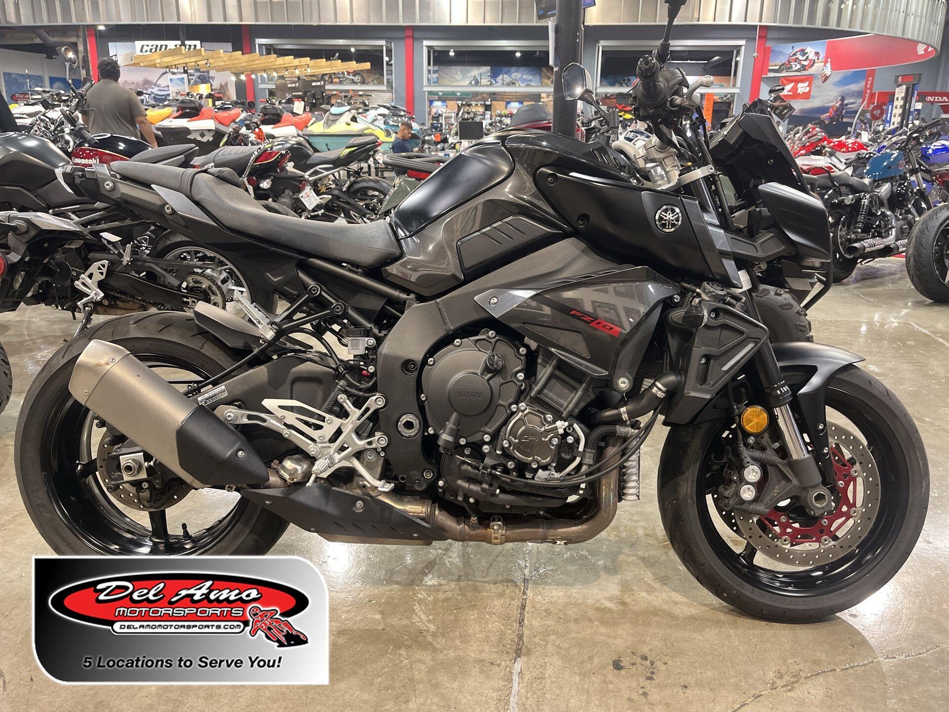 2017 Yamaha FZ-10 CA 10 in Santa Ana, CA