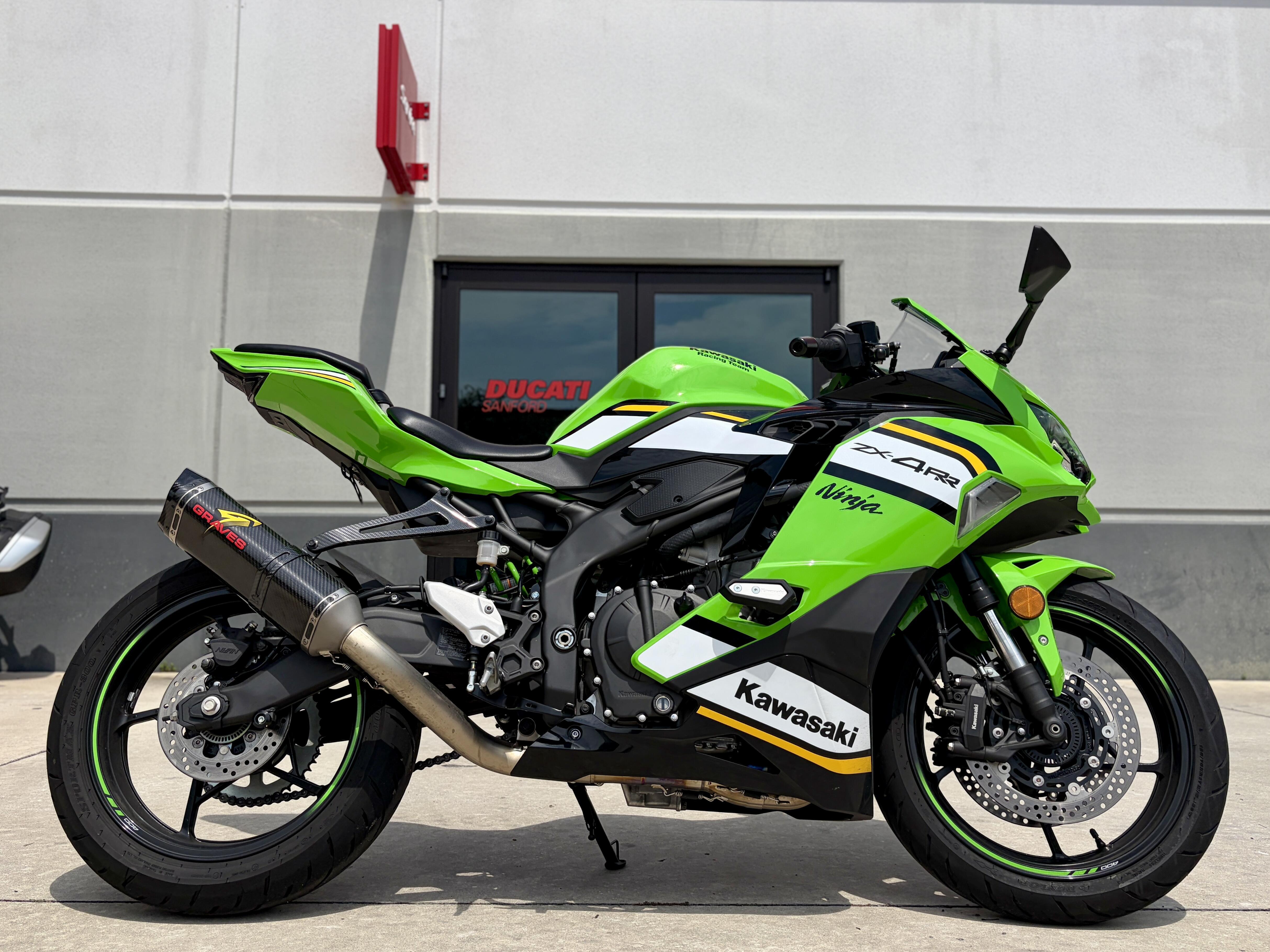 2025 Kawasaki NINJA ZX400 BASE in Sanford, FL