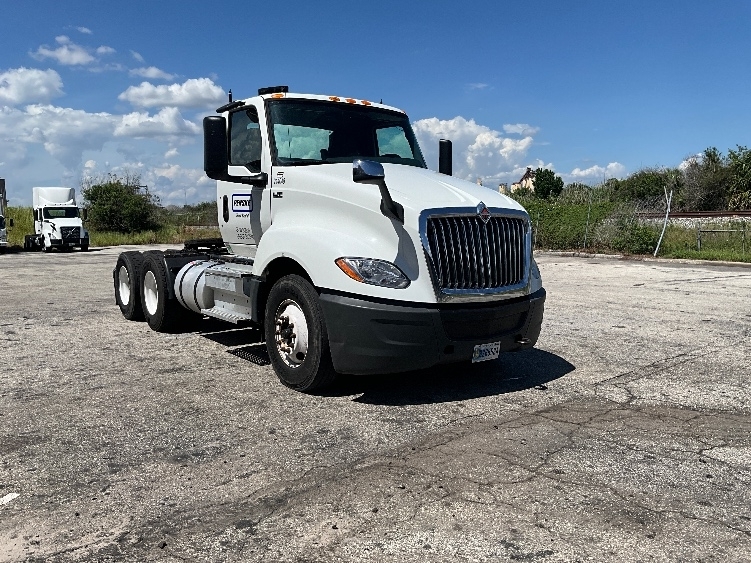 2019 INTERNATIONAL LT625 in Tampa, FL