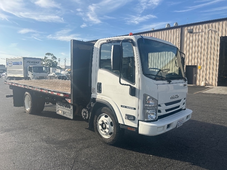 2022 ISUZU NRR in Torrance, CA