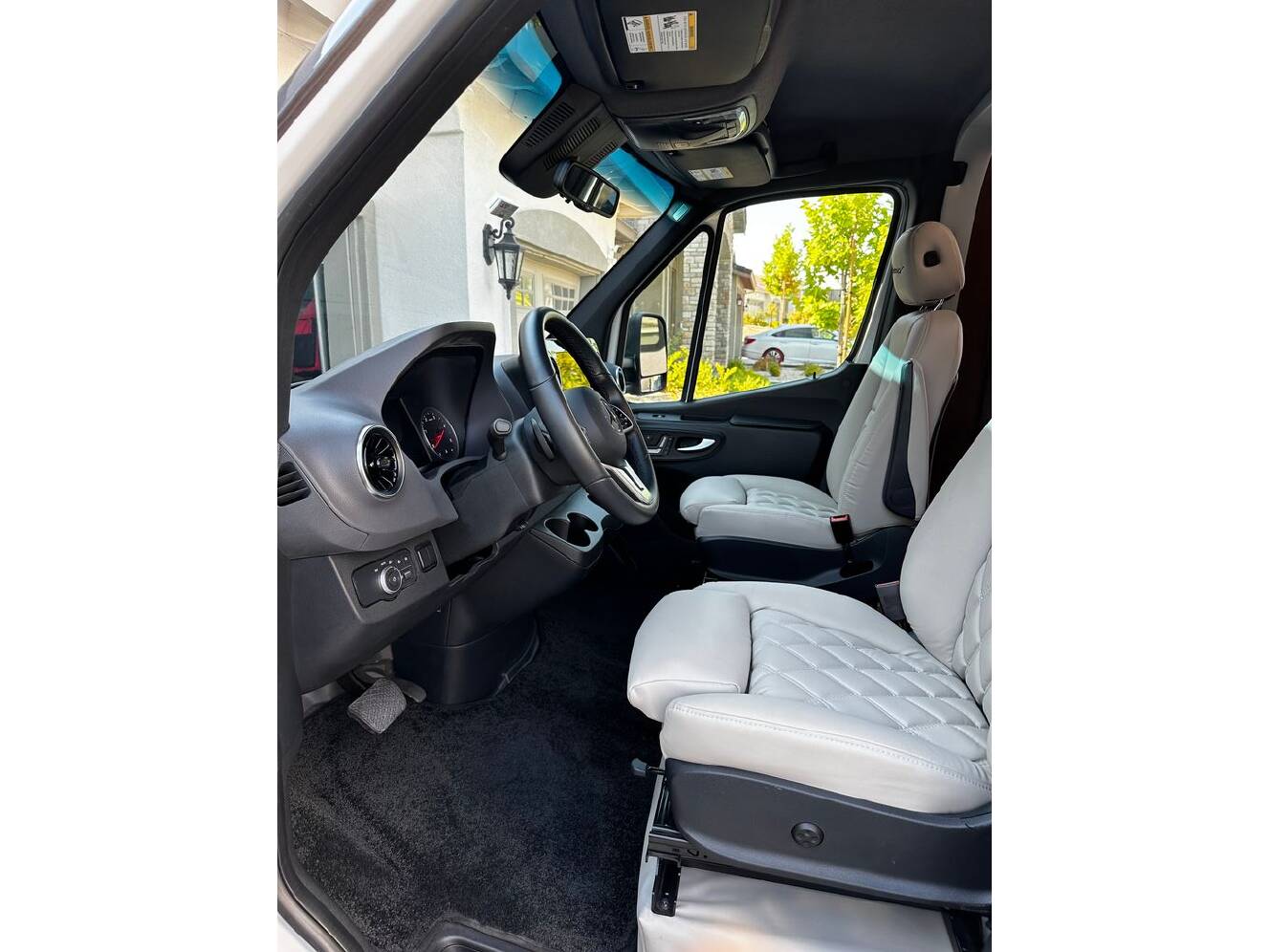 A photo of this 2023 Regency Ultra Brougham 25MB