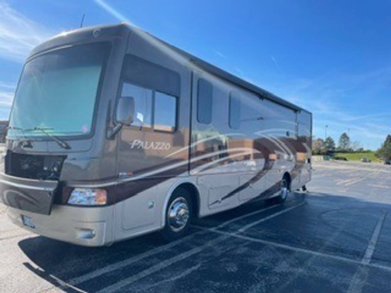A photo of this 2014 Thor Motor Coach Palazzo 33.2