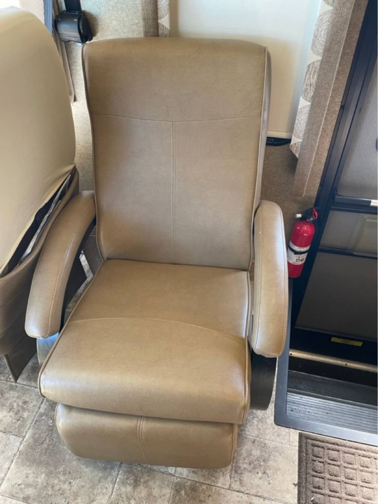 A photo of this 2014 Thor Motor Coach Palazzo 33.2