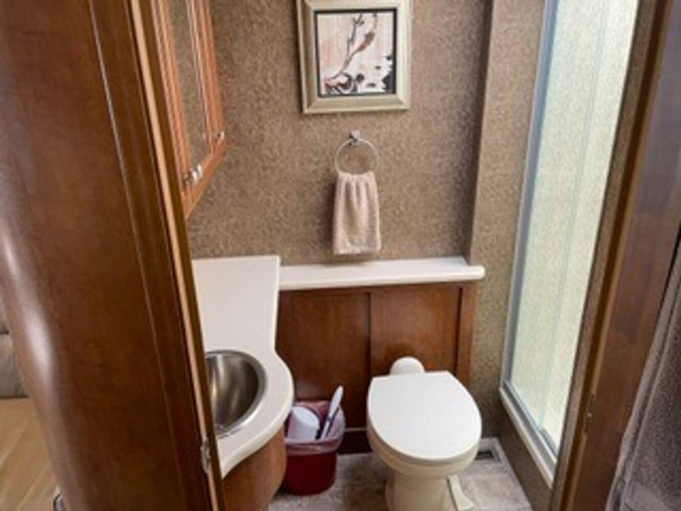 A photo of this 2014 Thor Motor Coach Palazzo 33.2