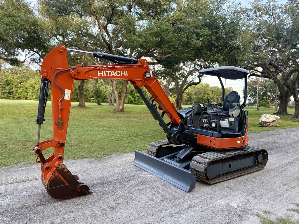 2010 HITACHI ZX40U-3 in Zephyrhills, FL