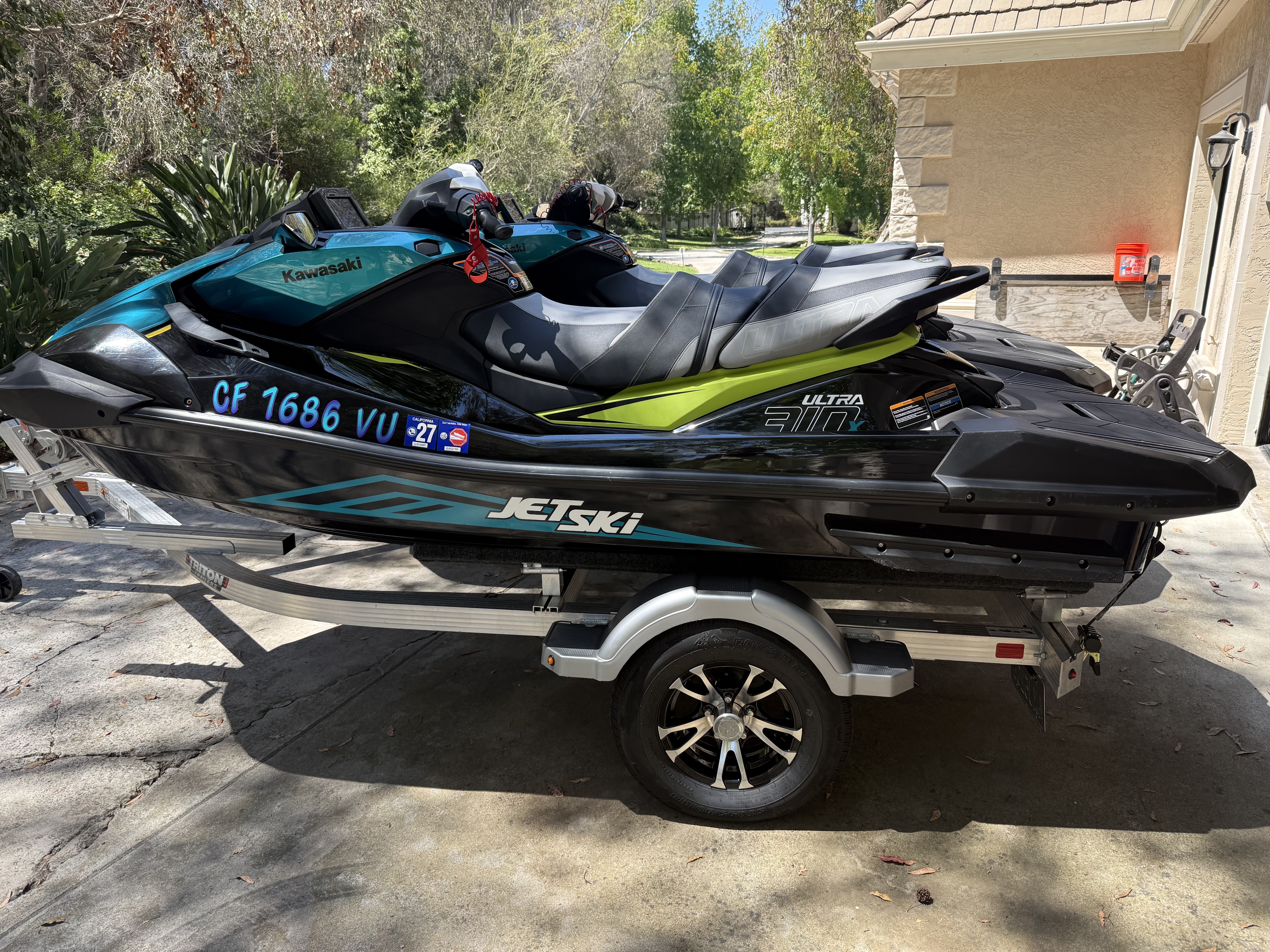 View more photos of this listing