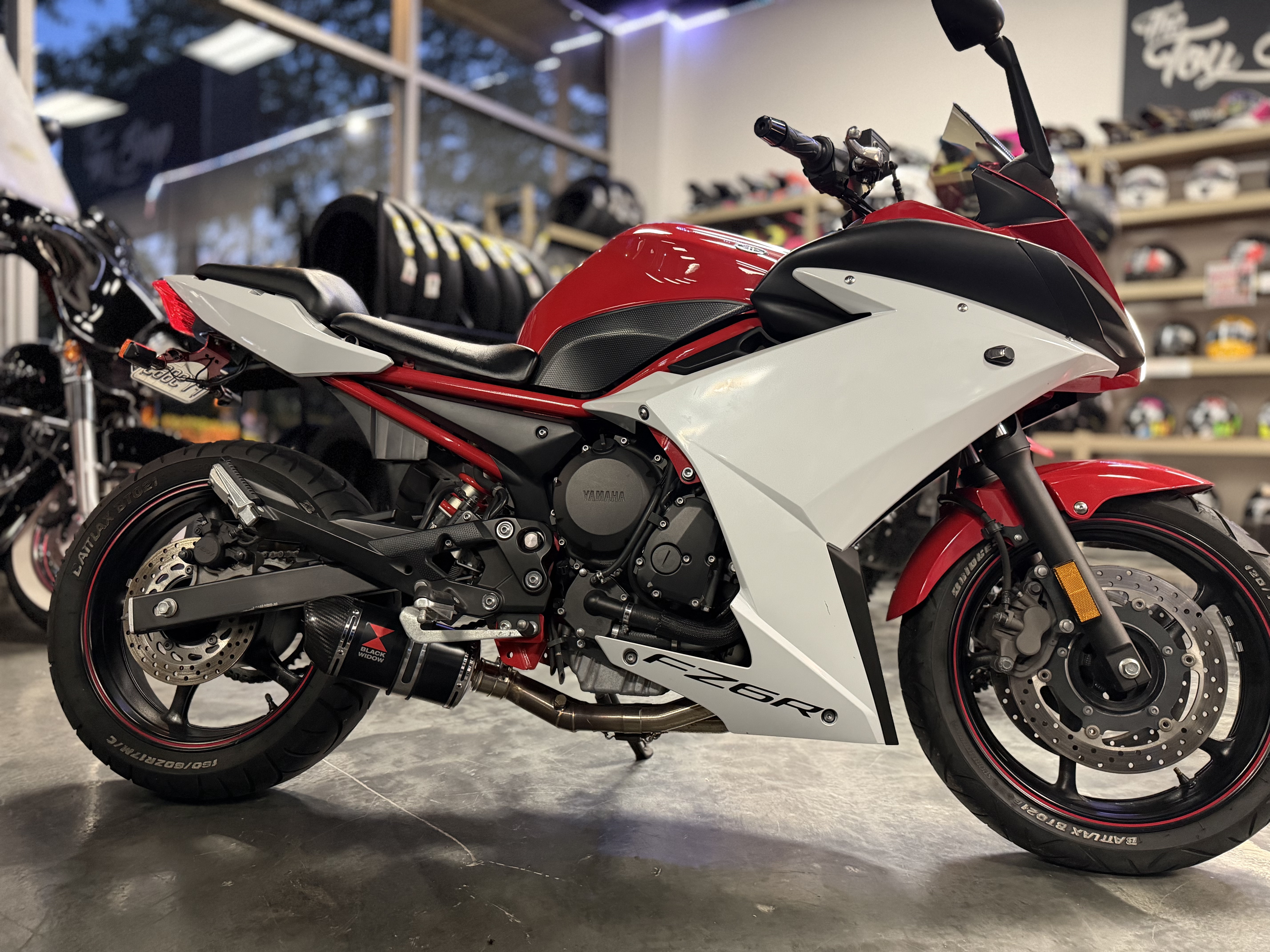 2014 Yamaha FZ6R R in Arlington Heights, IL