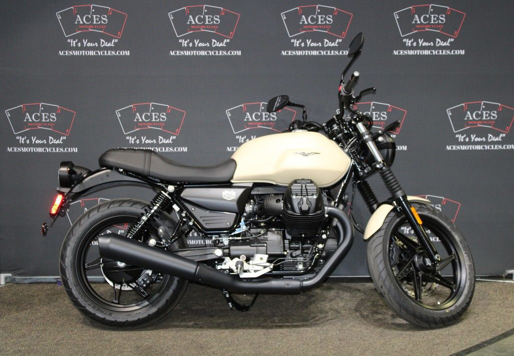 2027 Moto Guzzi V7 Stone STONE in Frederick, CO