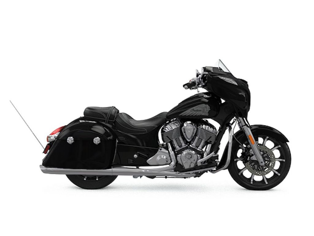 2017 Indian Chieftain Limited Thunder Black Limited White Smoke LIMITED in Frederick, CO