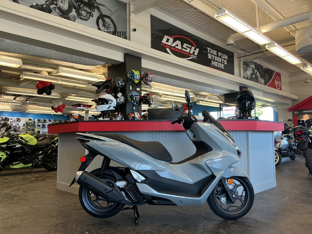 2026 Honda PCX 160 BASE in Canandaigua, NY