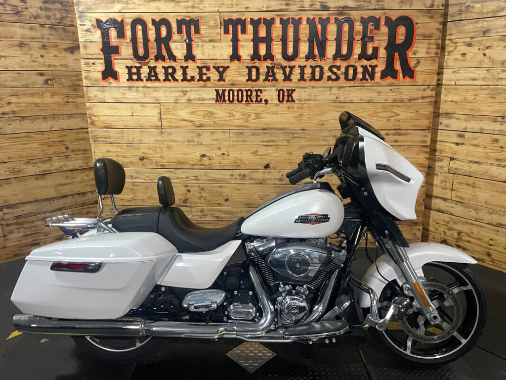 2024 Harley-Davidson Street Glide in Moore, OK