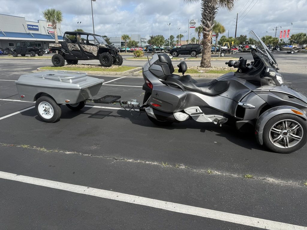 2011 Can-Am Spyder Roadster RT in Myrtle Beach, SC