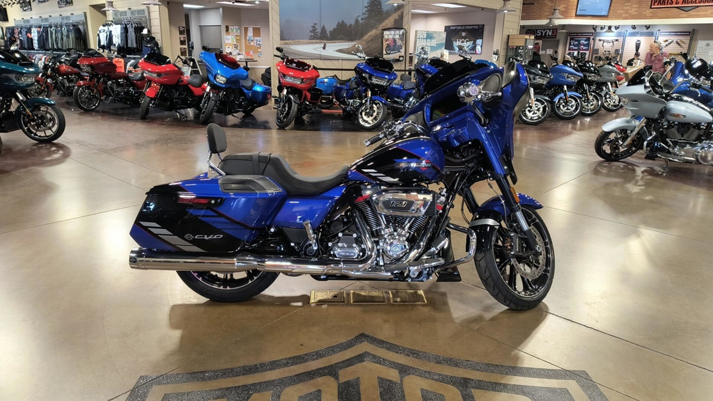 2025 Harley-Davidson Street Glide CVO CVO in Chandler, AZ