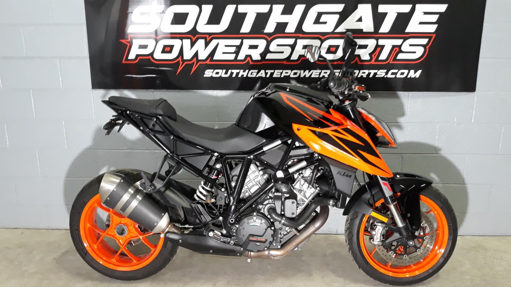 2019 KTM 1290 Super Duke R ABS SUPER DUKE R in Southgate, MI