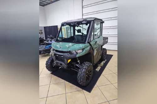 2026 Can-Am SSV DEF DPSCAB 65 HD10 GN 26 DPS_CAB DPS CAB HD9 in ft myers FL