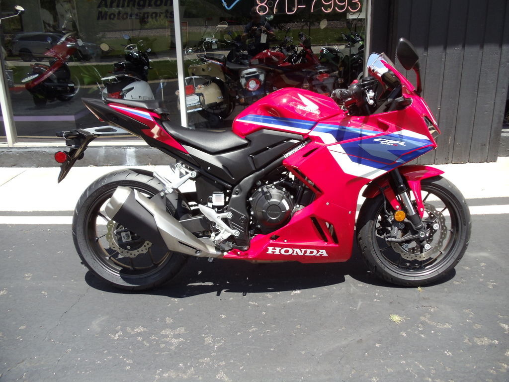 2025 Honda® CBR500R BASE in Arlington Heights, IL