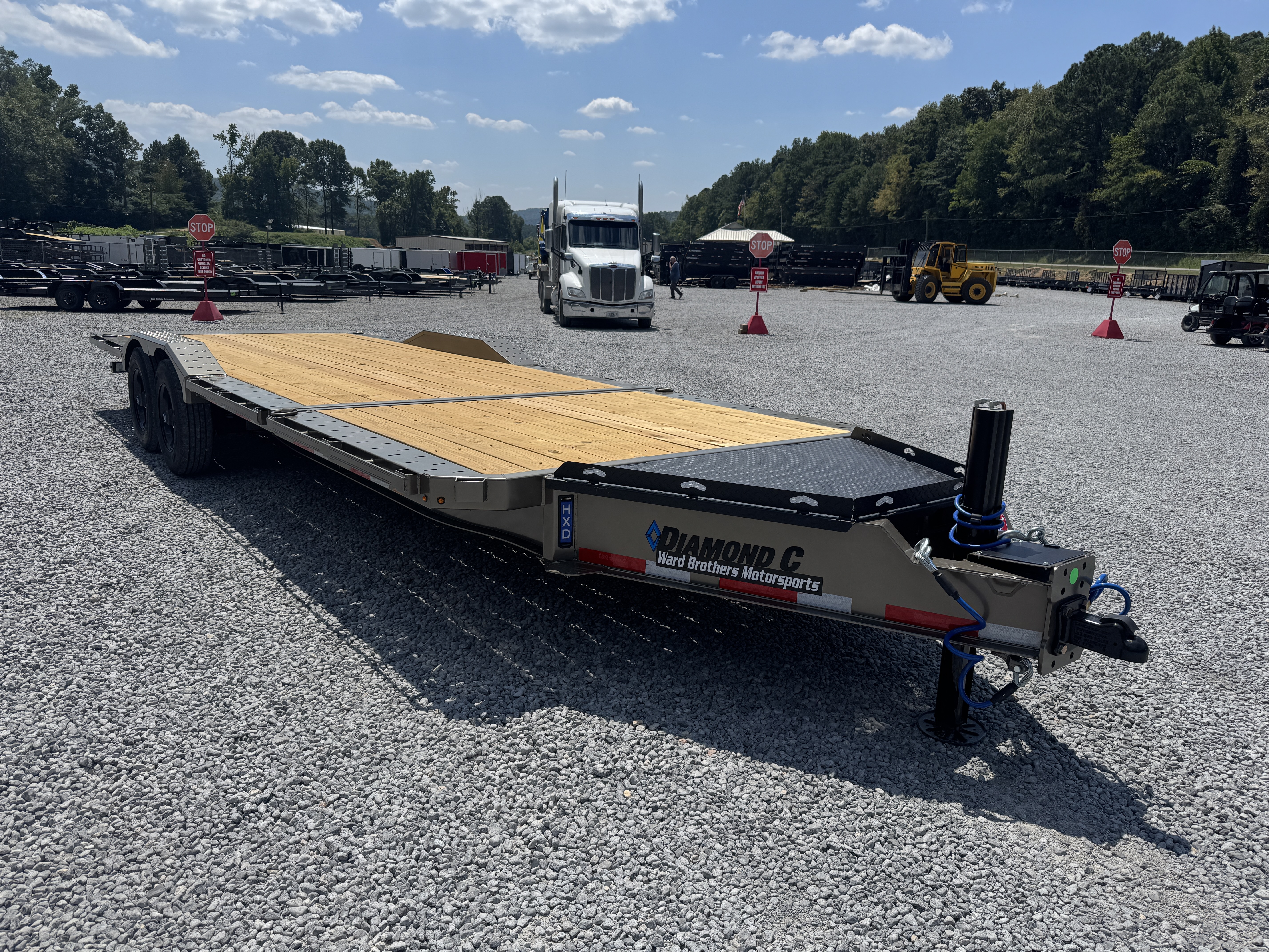 2026 Diamond C HXD210 24ft 23K 102" Gravity Tilt Equipment in Leeds, AL