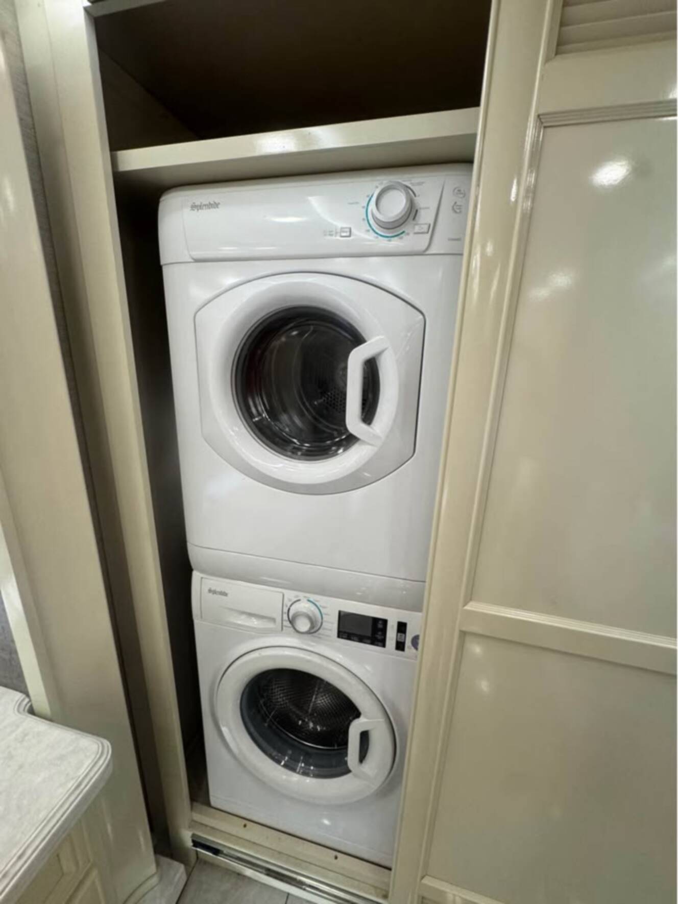 A photo of this 2022 Tiffin Motorhomes Allegro Bus 40 IP