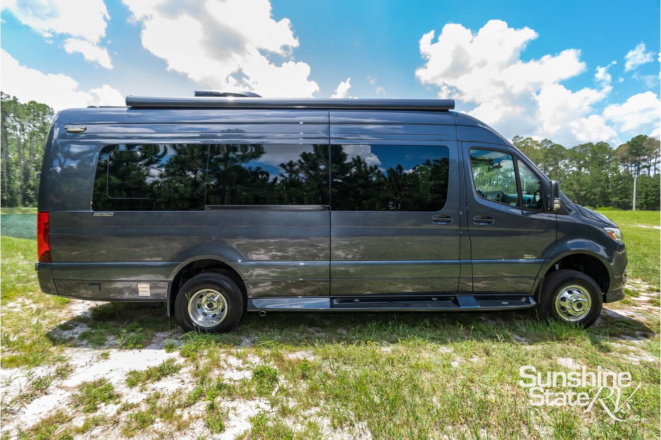 A photo of this 2027 Midwest PATRIOT MD2 170EXT AWD