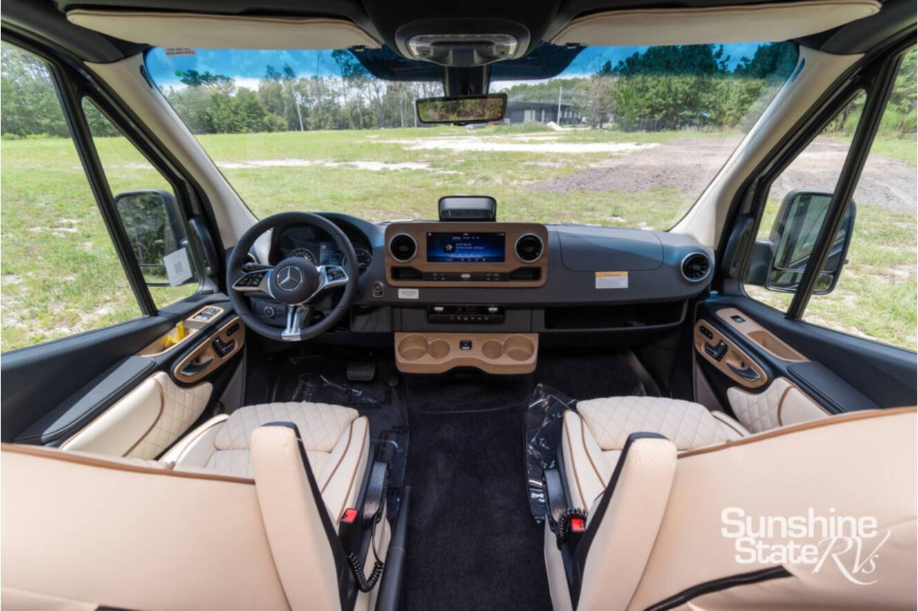 A photo of this 2027 Midwest PATRIOT MD2 170EXT AWD