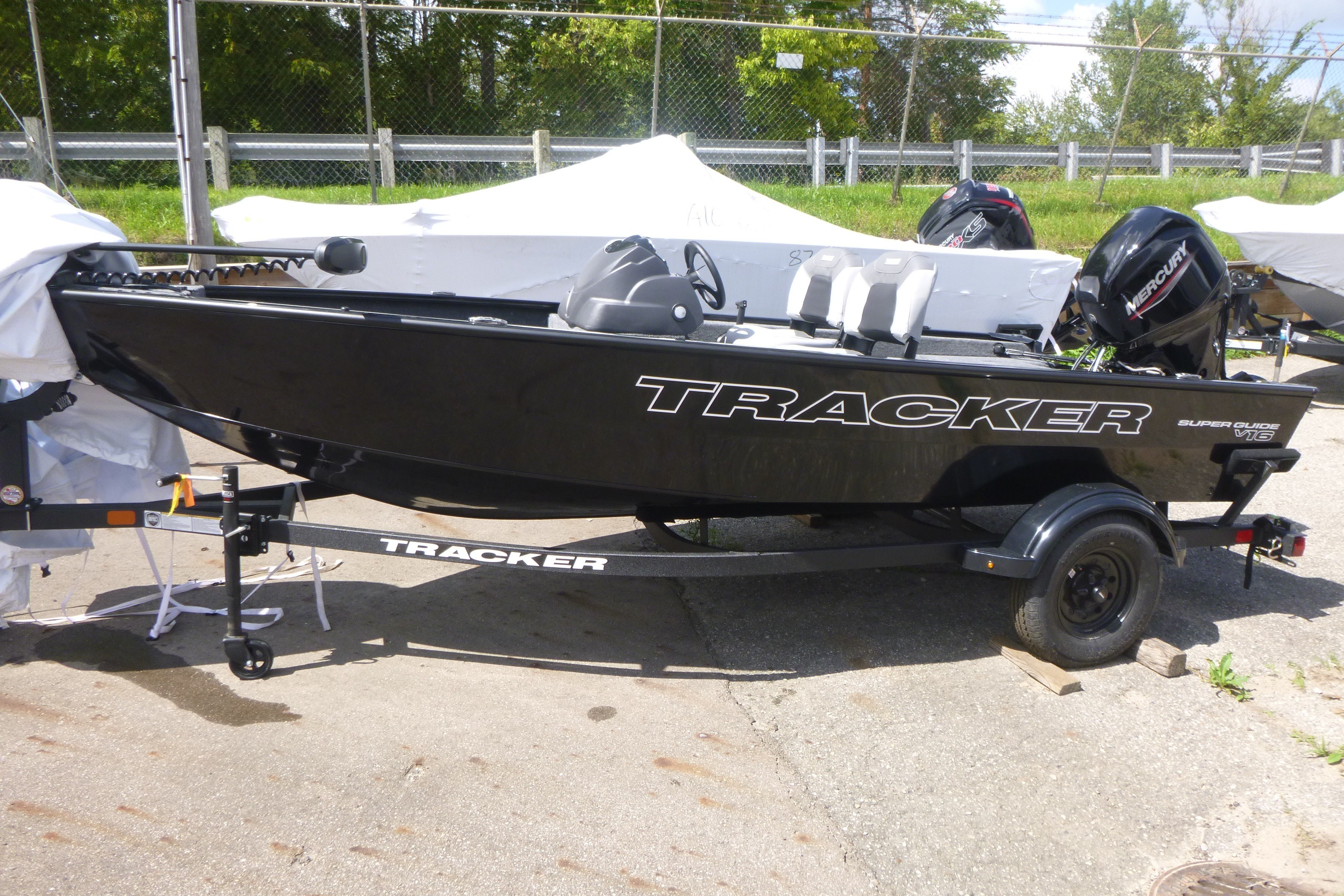2027 Tracker Super Guide V-16 SC in lansing MI