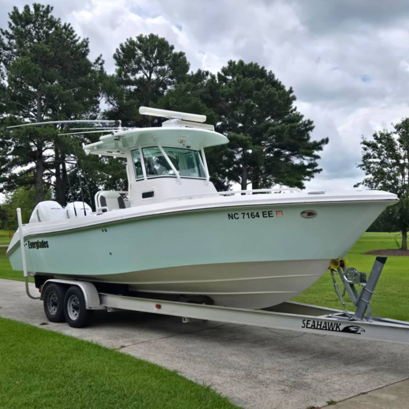 A photo of this 2006 Everglades 260cc