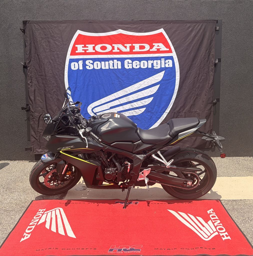 2026 Honda® CBR650R E-Clutch BASE in Tifton, GA